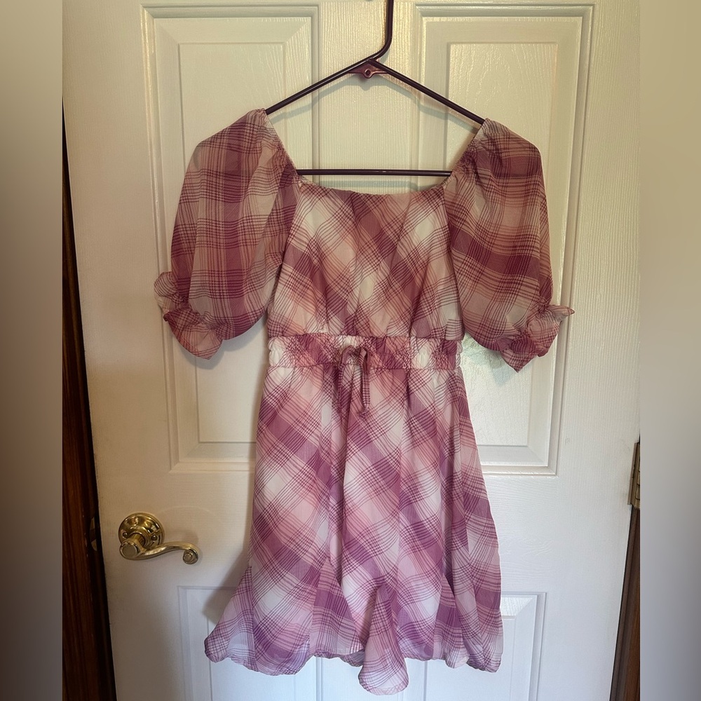 Girls pink dress